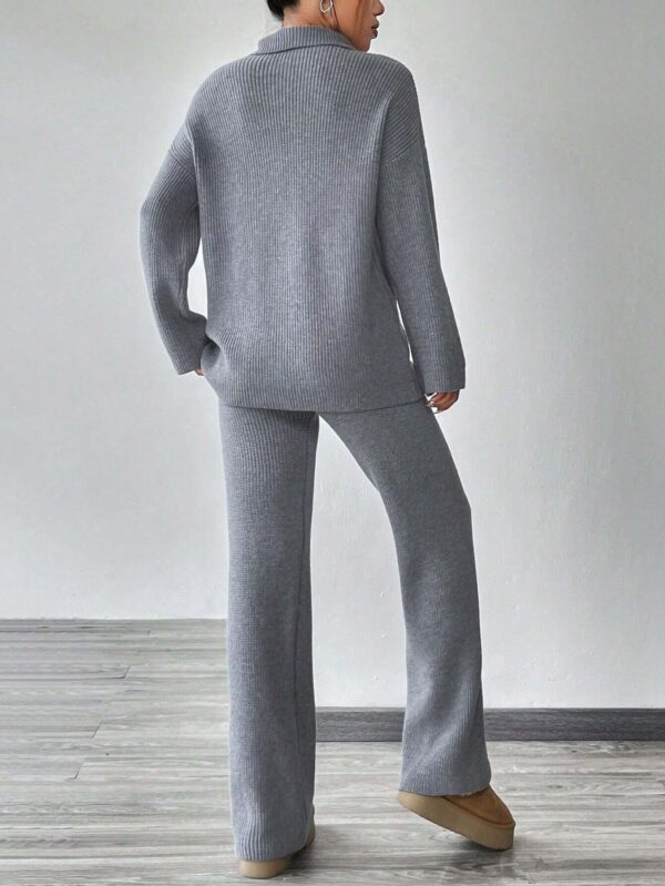 4cd9fbafeb10baf897acac3e8d86d73ce163335c894c86edb40b3f452a175082 Knitted Sweater With Zipper And Knitted Pants Set With Dropped Shoulders