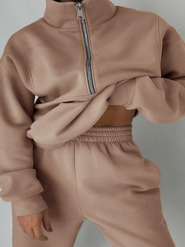 803a109b09198c166aabd5f7db5095951482932e246eaec0d047df416db5a06e Sweatshirt and sweatpants two-piece suit