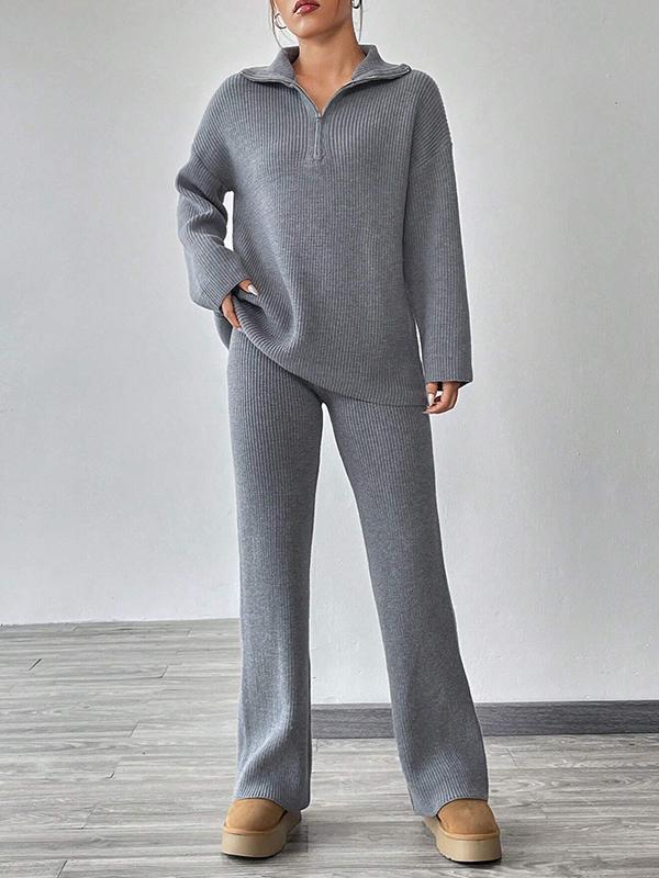 bdffbcba0729d7c257b97132a975a2b70821358d25fba6ac7969f63658462cfe Knitted Sweater With Zipper And Knitted Pants Set With Dropped Shoulders