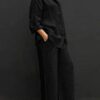 cf676c726b62c00bd82cc6d45e41d8590ef1b80e7adcf8678db574d032fdfd9a Commuting style shirt top trouser leg pants suit