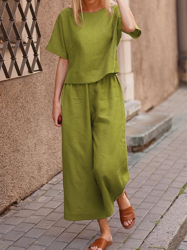 d33606d0fea7a6f2a5efcf51d452165b00b3186ab062ee51da1c4f0fd2568dab Loose Solid Color Shirt and Trousers Two-piece Set
